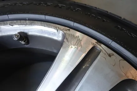 벤츠휠복원 e클래스 다이아컷팅 휠복원 시공후기! 역대급 고퀄리티 완벽복원! / 남양주, 구리, 의정부, 서울 노원