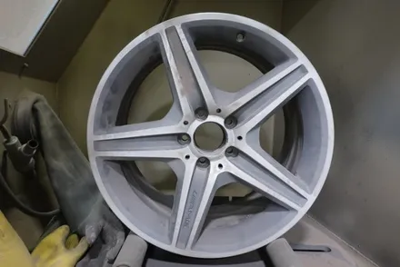 벤츠 SLK55 AMG 고스트크롬 휠 도색 작업후기! 믿고 맡기는 휠 도색 업체 휠스미스! / 남양주, 구리, 의정부, 서울 노원