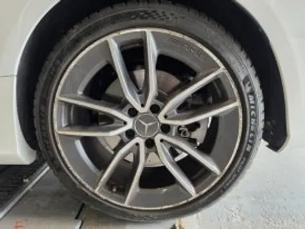 벤츠 c43amg 카브리올레 19인치 순정 휠복원(다이아몬드 컷팅 휠복원) / 남양주, 구리, 의정부, 서울 노원