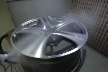 벤츠휠복원 휠스미스 벤츠 E클래스 다이아컷팅 휠복원 작업후기! / 남양주, 구리, 의정부, 서울 노원