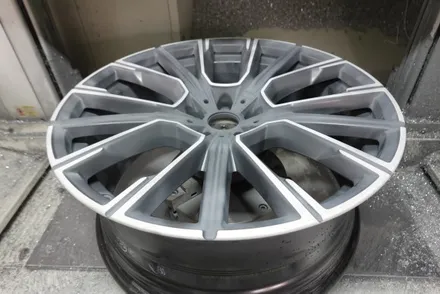 [경기도,서울 휠 복원 및 휠 도색] BMW 740Li 다이아몬드 컷팅 휠 복원 / 남양주, 구리, 의정부, 서울 노원