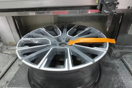 [경기도,서울 휠 복원 및 휠 도색] BMW 740Li 다이아몬드 컷팅 휠 복원 / 남양주, 구리, 의정부, 서울 노원