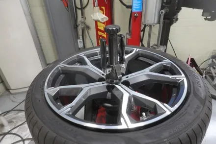 [강북, 강동, 강남 휠 복원 및 휠 도색] bmw x6 다이아몬드 컷팅 휠 복원 작업 후기 / 남양주, 구리, 의정부, 서울 노원