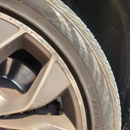[부산 휠복원][부산휠도색][해운대 휠수리] BMW X4 출고 휠 하이그로시 블랙 도색작업 / 부산 해운대 송정동