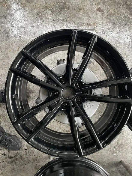 [해운대휠수리][해운대휠도색][해운대휠복원] bmw M3  휠도색작업과 캘리퍼도색작업 (패키지 작업) / 부산 해운대 송정동