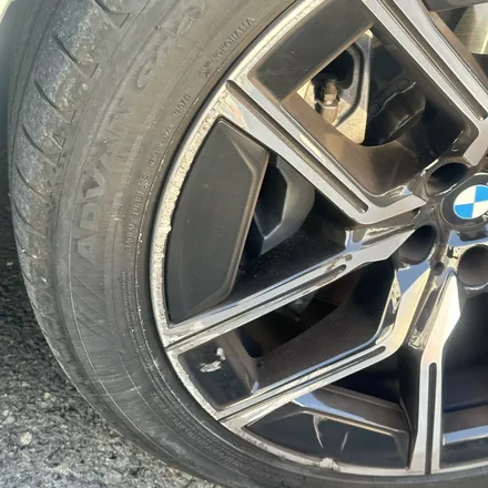 [부산휠복원][부산휠수리][해운대휠도색] BMW i7 모델 다이아몬드컷팅휠 수리작업! / 부산 해운대 송정동