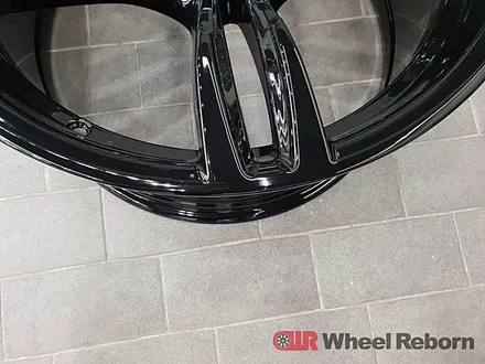 BMW M3 순정 19인치 블랙유광 분체도장 휠복원 작업후기!! / 하남시 감북동