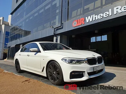 BMW G30 520d 순정 19인치 블랙유광 분체도장 휠복원 작업후기!! / 하남시 감북동