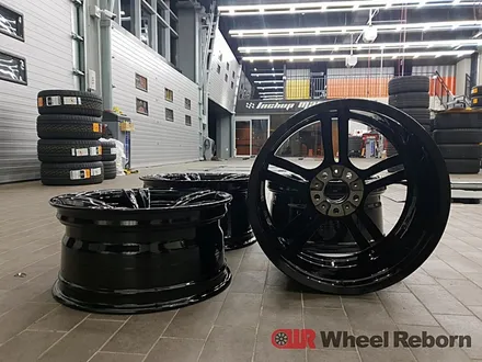 BMW M3 순정 19인치 블랙유광 분체도장 휠복원 작업후기!! / 하남시 감북동