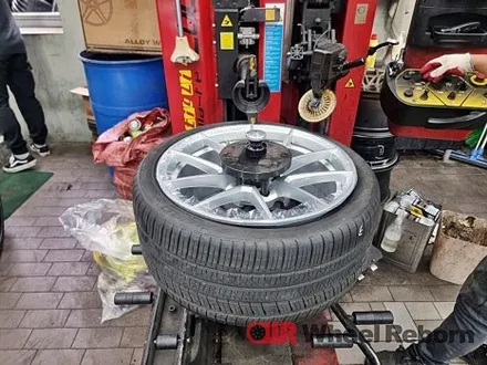 BMW M4 763m st 19인치 하이퍼실버 분체도장 휠도색!! / 하남시 감북동