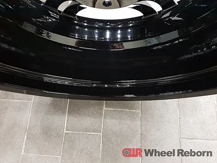 BMW M3 순정 19인치 블랙유광 분체도장 휠복원 작업후기!! / 하남시 감북동