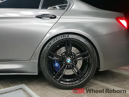 BMW M3 순정 19인치 블랙유광 분체도장 휠복원 작업후기!! / 하남시 감북동