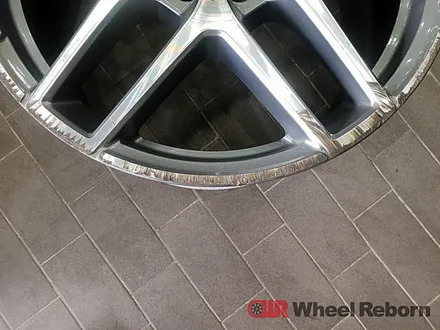 벤츠 GLE 350d 순정21인치 건메탈 분체도장 휠도색 작업후기!! / 하남시 감북동