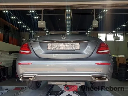 벤츠 E200 순정 18인치 블랙 폴리시 분체도장 휠복원!! / 하남시 감북동