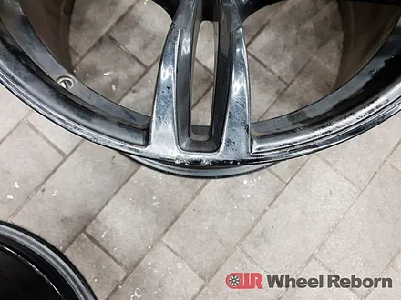 BMW M3 순정 19인치 블랙유광 분체도장 휠복원 작업후기!! / 하남시 감북동