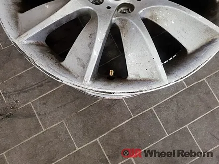BMW F10 535i 순정 18인치 분체도장 실버복원 작업후기!! / 하남시 감북동