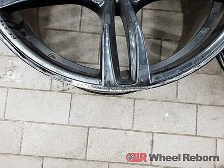BMW M3 순정 19인치 블랙유광 분체도장 휠복원 작업후기!! / 하남시 감북동