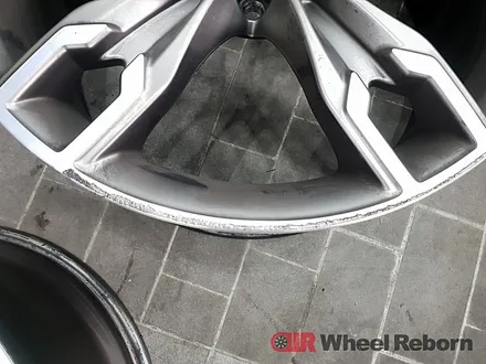 BMW M550D 순정 20인치 블랙유광 분체도장 휠도색 작업후기!! / 하남시 감북동