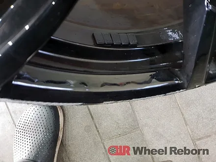 BMW M2 순정 19인치 블랙유광 분체도장 휠복원 작업후기!! / 하남시 감북동