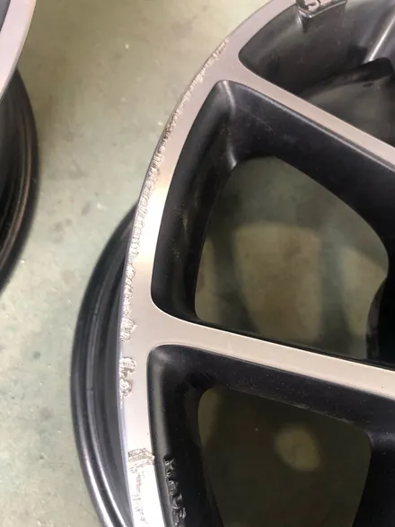 BBS SR 19인치 휠리폼 휠도색 유광블랙 - 휠아트코리아[무광블랙휠도색][블랙휠도색][BBS휠][BBS휠도색] / 포천시 소흘읍