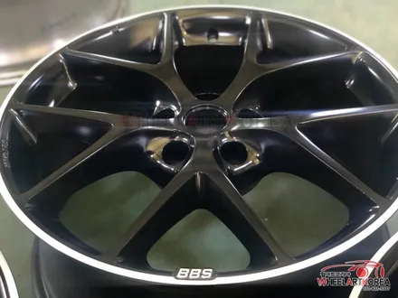 BBS SR 19인치 휠리폼 휠도색 유광블랙 - 휠아트코리아[무광블랙휠도색][블랙휠도색][BBS휠][BBS휠도색] / 포천시 소흘읍