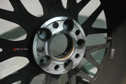 의정부휠용접 휠아트코리아 - 2017 벤츠 CLA클래스 45 AMG 휠보정 뒷틀림 :) / 포천시 소흘읍