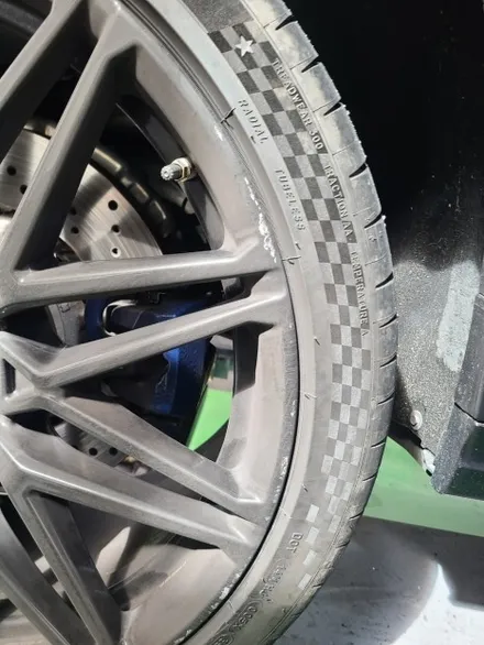 오산,동탄,수원 / 22인치 휠 복원 및 캘리퍼 도색(휠수리) / BMW / X6M