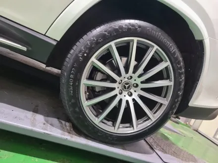 오산,동탄,수원 / 22인치 휠 복원 및 휠 도색(휠수리) / 벤츠 / GLS-클래스 63AMG