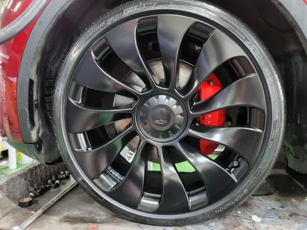 [테슬라 모델Y 퍼포먼스 21인치 휠 도색 작업 / TESLA Model Y wheel painting] 동탄 휠복원/오산 휠복원/수원 / 동탄, 오산, 수원, 용인, 화성, 평택