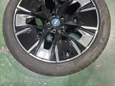 [휠클럽 BMW IX3 19인치 전륜 깊은 파임 알곤용접으로 살채워 다이아컷팅 휠복원 / 파주시 신촌동