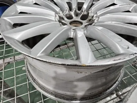[휠클럽] BMW 7시리즈 20인치 블랙유광 휠도색 / 파주시 신촌동