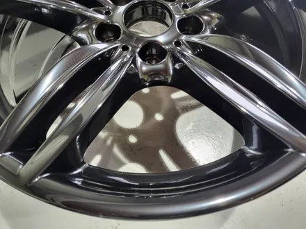 BMW 5시리즈 F바디 18인치 분체 유광블랙 포스팅 / 파주시 신촌동
