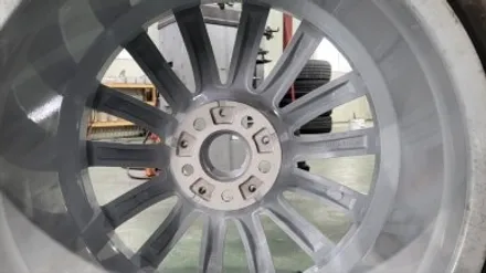 [휠클럽] 일산 휠복원 휠도색 전문 / BMW 7시리즈 심한 파손으로 휠용접 및 휠복원 후 재도색 / 파주시 신촌동