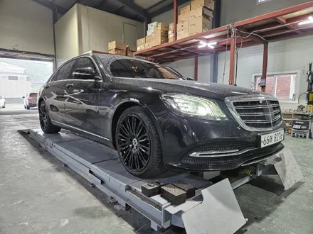 [휠클럽] 파주 휠복원 전문 / 벤츠 S500 20인치 휠 블랙유광 휠 도색 / 파주시 신촌동