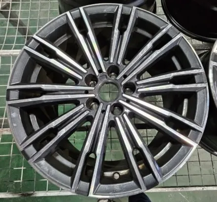 [휠클럽] 의정부 휠복원 휠도색 / BMW G바디 320I 790M 블랙유광 분체도장 / 파주시 신촌동