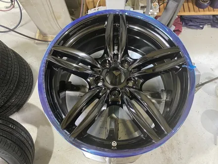 BMW 5시리즈 F바디 18인치 분체 유광블랙 포스팅 / 파주시 신촌동