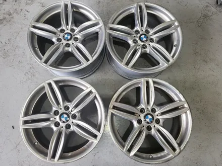 BMW 5시리즈 F바디 18인치 분체 유광블랙 포스팅 / 파주시 신촌동
