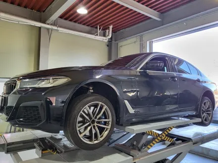 [휠클럽] BMW 5시리즈 g바디 530e 컷팅 휠복원 / 파주시 신촌동