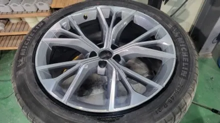[휠클럽] 파주 휠복원 전문 / 아우디 Q8 55 TFSI 휠복원 / 파주시 신촌동