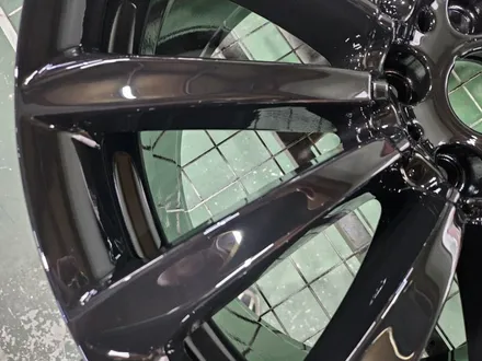 [휠클럽] BMW 7시리즈 20인치 블랙유광 휠도색 / 파주시 신촌동