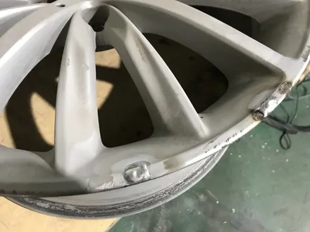 [휠클럽] BMW G바디 5시리즈 663M 휠 실버 휠복원 / 파주시 신촌동