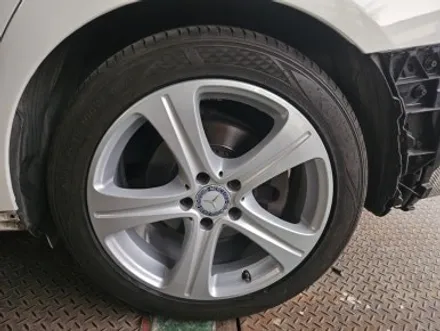 [휠클럽] 거래처건 E300 18인치 실버 휠복원 / 파주시 신촌동