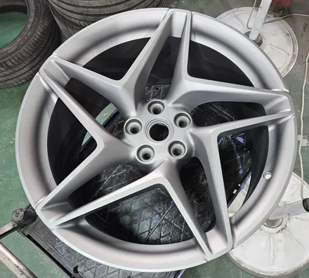 [휠클럽] 파주 휠수리 전문 /  Ferrari F8 Tributo 후륜 2개 거래처건 휠복원 / 파주시 신촌동