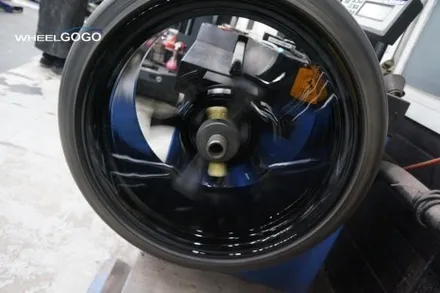 벤츠 AMG GT 63 휠도색