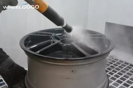 포르쉐 파나메라 검정유광 분체도장(휠도색)