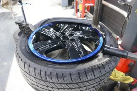 쏘렌토 MQ4 하이브리드 검정유광(블랙유광) 분체도장