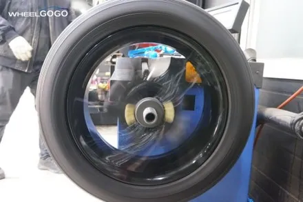 쏘렌토 MQ4 하이브리드 검정유광(블랙유광) 분체도장