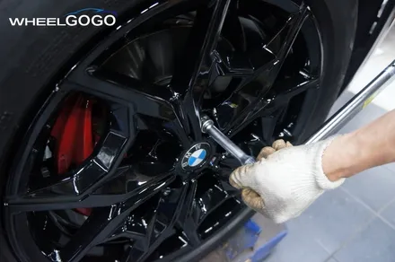 BMW X4 검정유광 휠도색(분체도장)