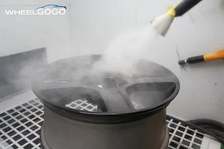 랜드로버 디펜더 검정유광 휠도색&분체도장