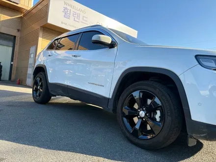 [울산휠랜드] JEEP 체로키 ▶ 블랙유광 하이그로시 커스터마이징 휠복원 도색 / 울산 울주